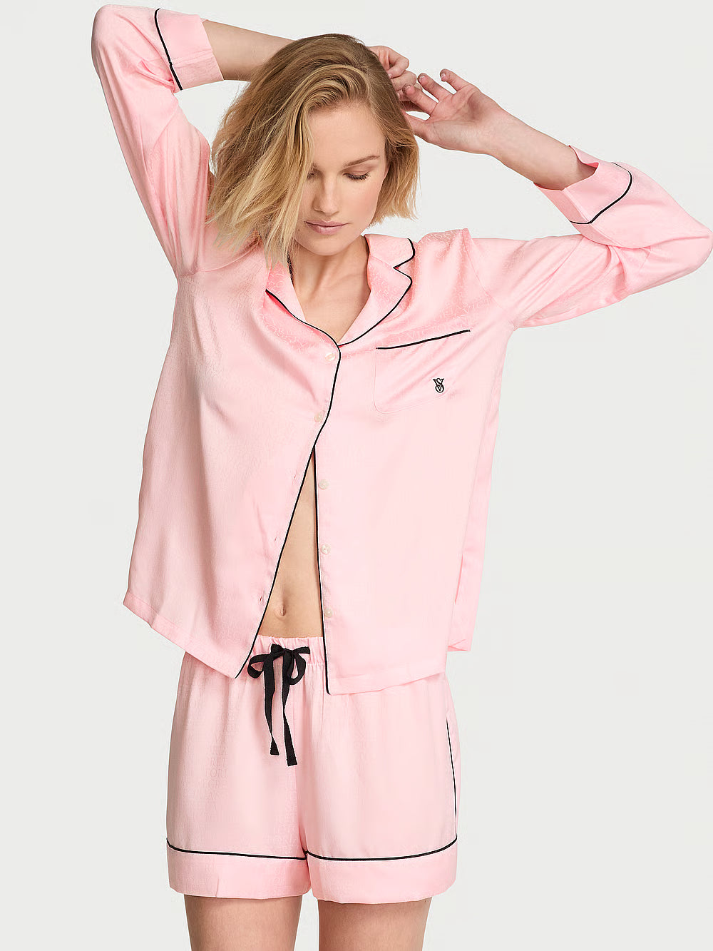 Signature Satin Long-Sleeve Short Pajama Set – Náttföt