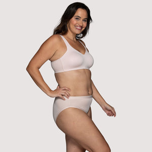 BEYOND COMFORT® Simple Sizing Wireless Bra - Brjóstahaldari