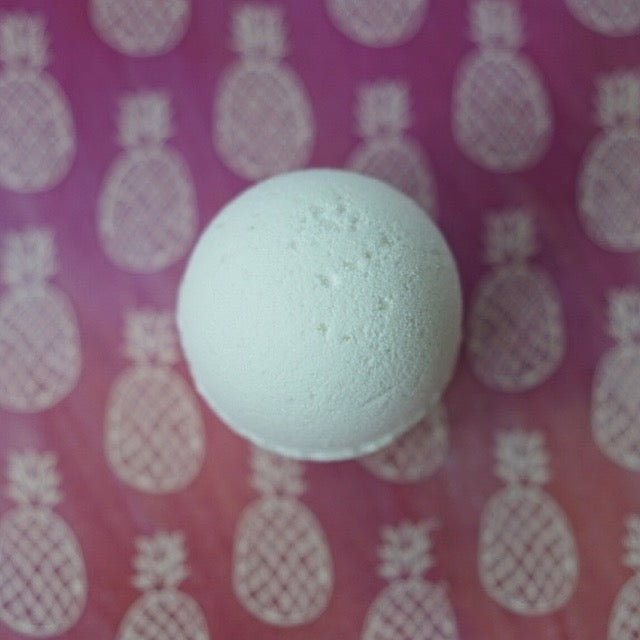 Shea & Coconut Baðbomba – NOMA